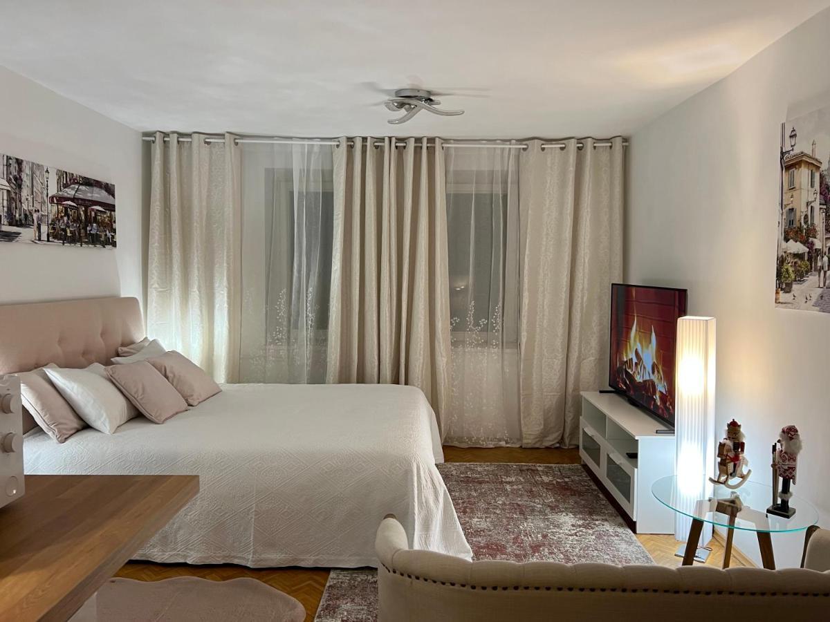Louis & Elza Old Town Romantic Apartments 弗罗茨瓦夫 外观 照片